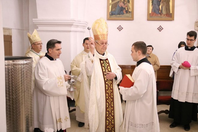 ​Uočnica svetkovine Bogojavljenja u varaždinskoj katedrali